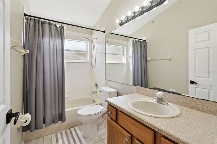 Image No.5-5 Bed House for sale