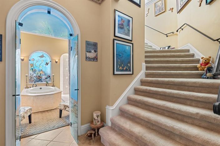 Image No.25-5 Bed House for sale