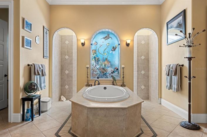 Image No.26-5 Bed House for sale