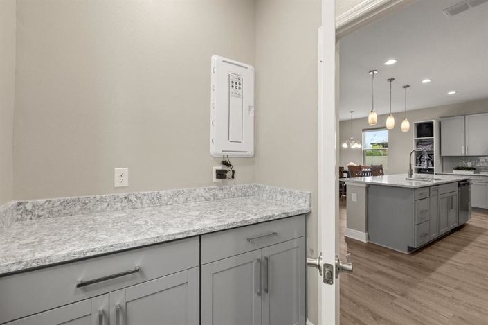 Image No.17-4 Bed House for sale