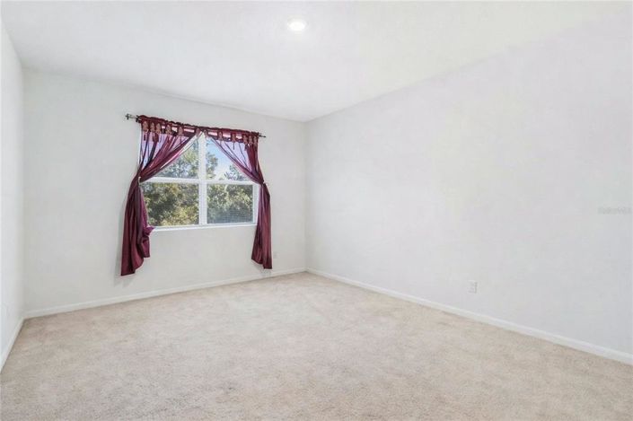 Image No.16-2 Bed House for sale