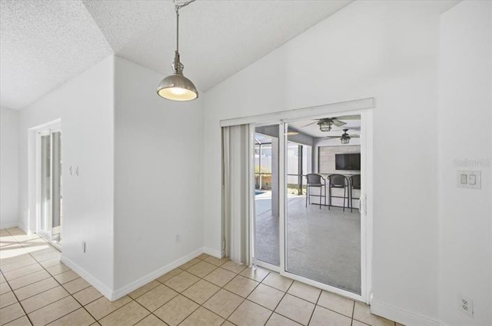 Image No.22-4 Bed House for sale