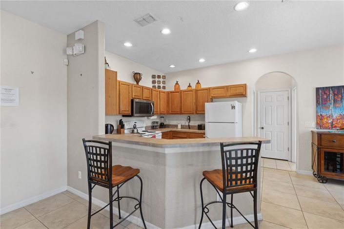 Image No.10-4 Bed House for sale