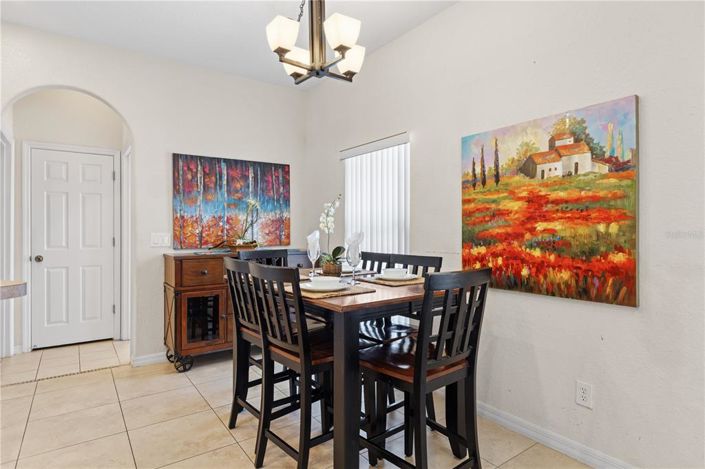 Image No.11-4 Bed House for sale