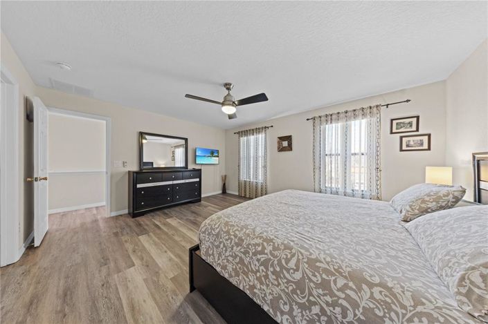 Image No.34-4 Bed House for sale