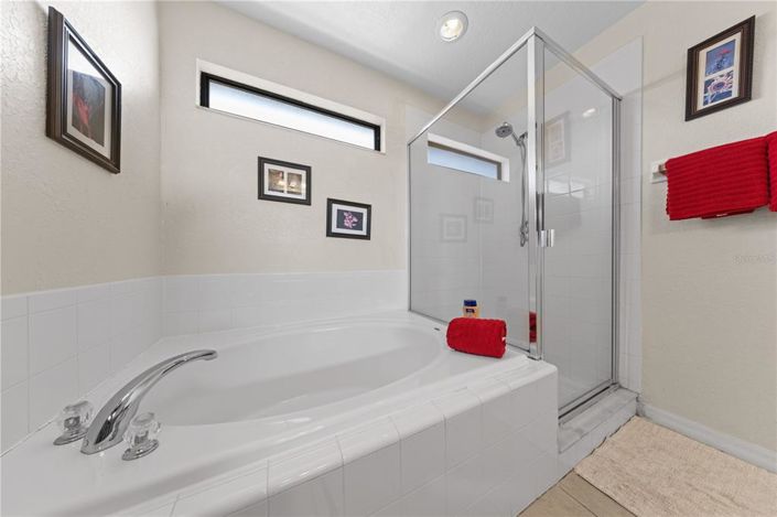 Image No.38-4 Bed House for sale