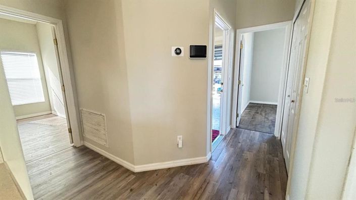 Image No.8-3 Bed House for sale