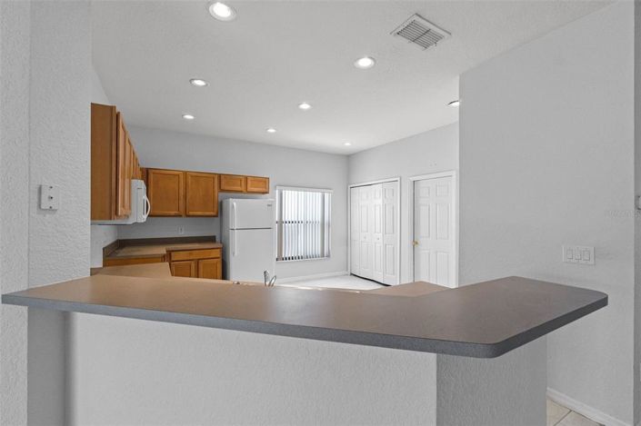 Image No.12-4 Bed House for sale