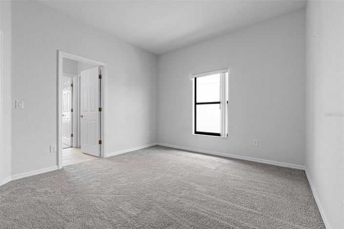 Image No.20-4 Bed House for sale