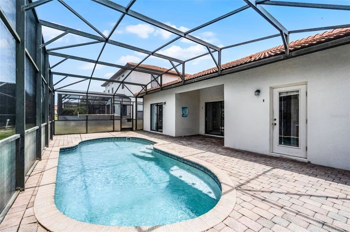 Image No.31-4 Bed House for sale