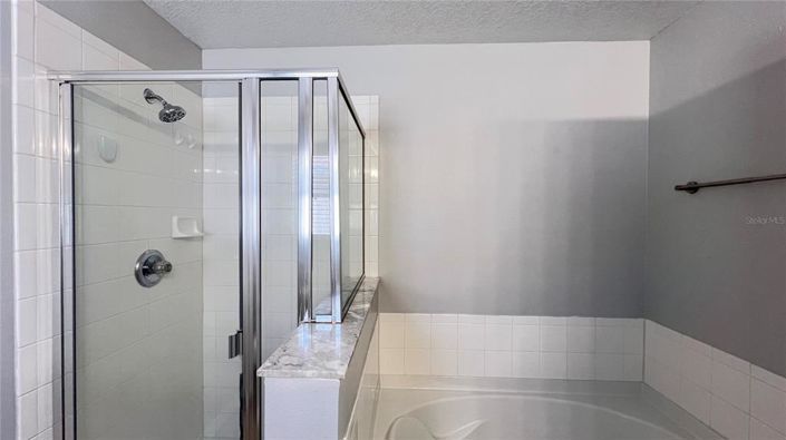 Image No.30-5 Bed House for sale