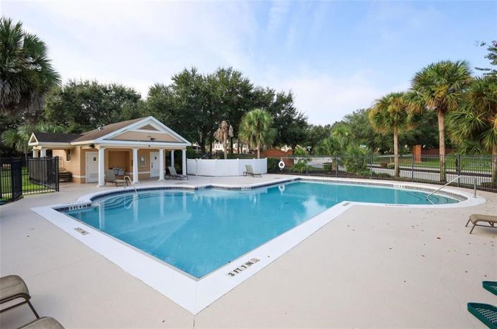 Image No.42-5 Bed House for sale