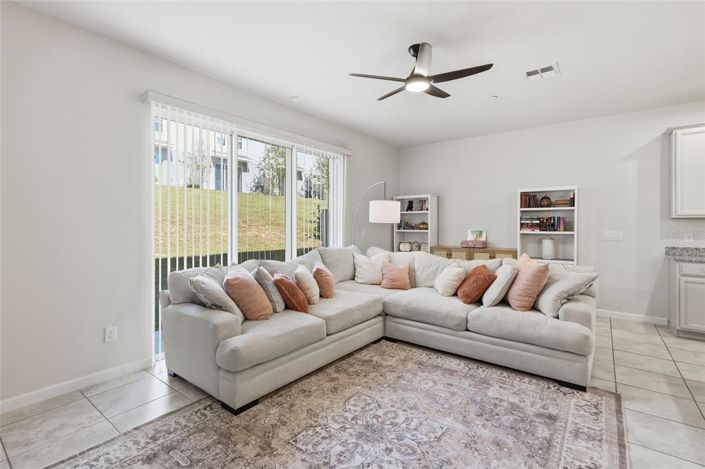 Image No.10-Maison de ville de 3 chambres à vendre à Saint John