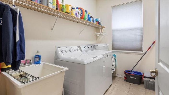 Image No.17-4 Bed House for sale