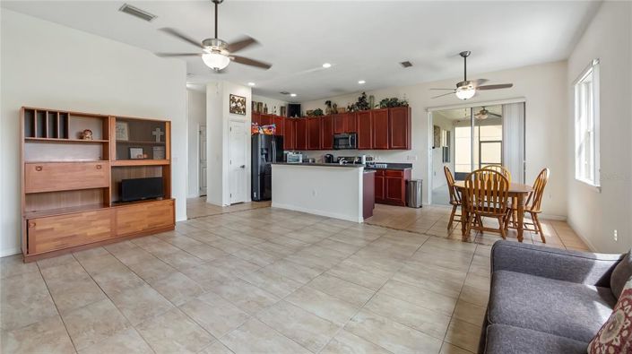 Image No.24-4 Bed House for sale