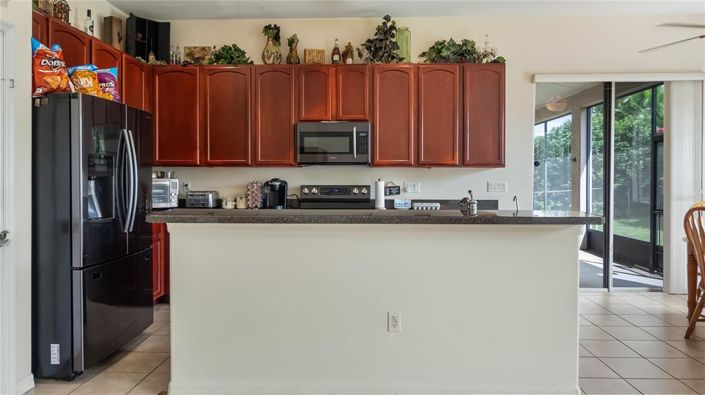 Image No.25-4 Bed House for sale