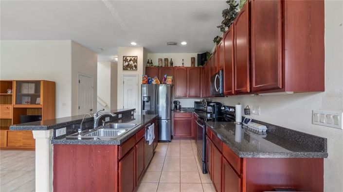 Image No.28-4 Bed House for sale