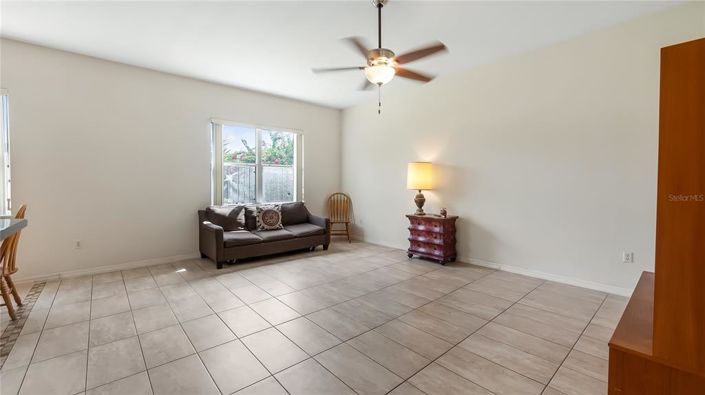 Image No.31-4 Bed House for sale