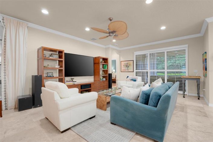 Image No.16-3 Bed House for sale