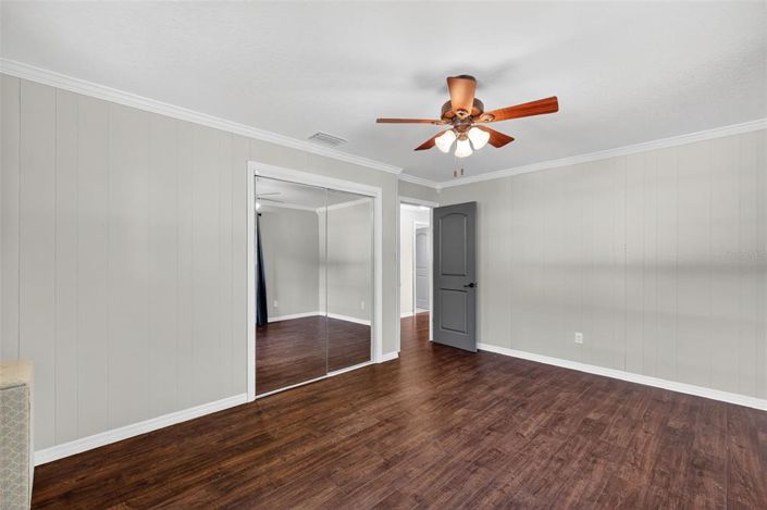 Image No.19-4 Bed House for sale