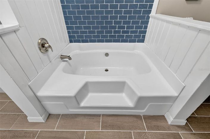 Image No.25-4 Bed House for sale