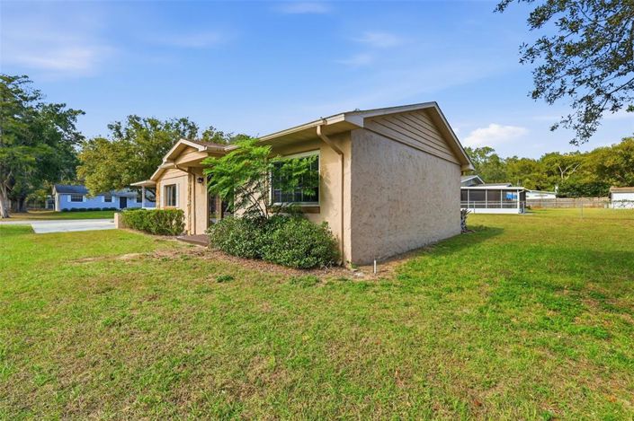 Image No.30-4 Bed House for sale