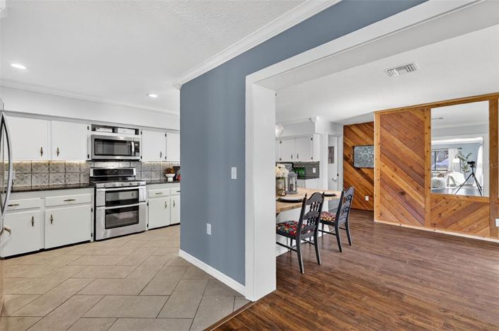 Image No.9-4 Bed House for sale