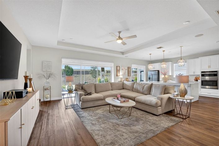 Image No.12-3 Bed House for sale