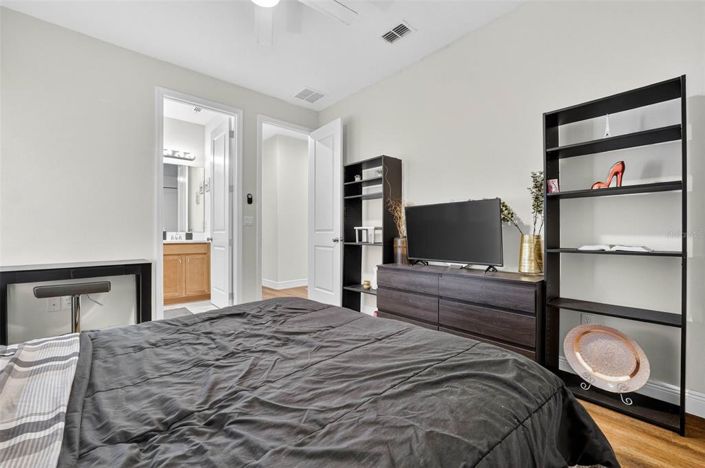 Image No.43-3 Bed House for sale