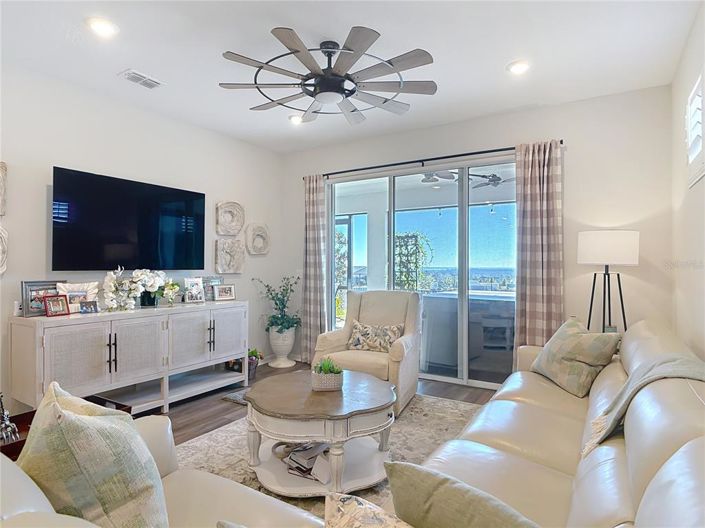 Image No.34-2 Bed House for sale