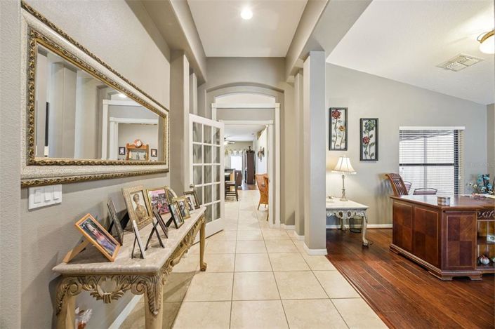 Image No.8-3 Bed House for sale