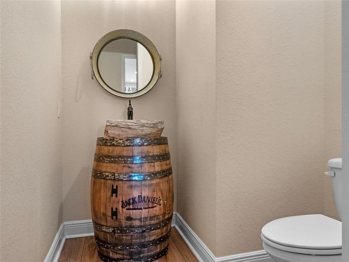 Image No.25-6 Bed House for sale