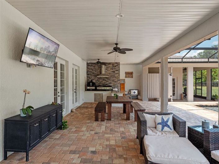 Image No.45-6 Bed House for sale