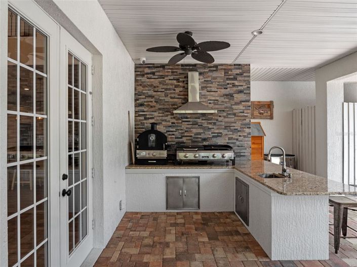 Image No.47-6 Bed House for sale