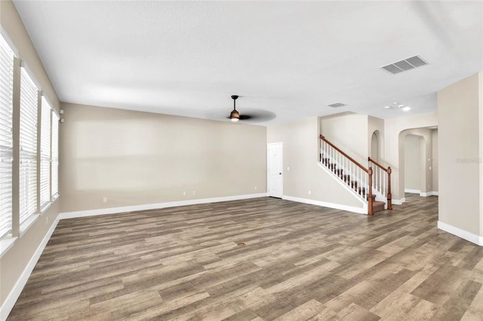 Image No.10-4 Bed House for sale