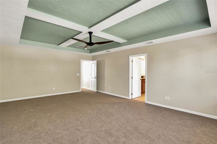 Image No.17-4 Bed House for sale