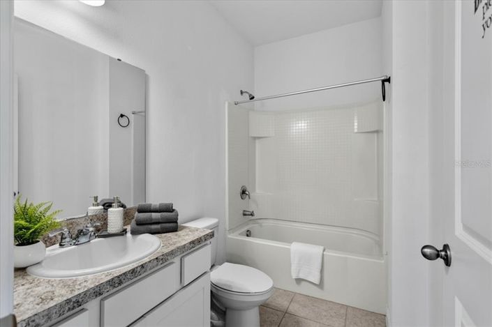 Image No.12-4 Bed House for sale