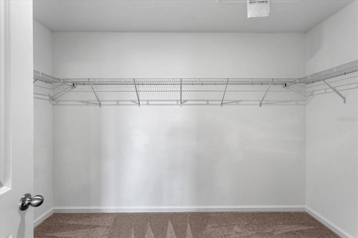 Image No.19-4 Bed House for sale