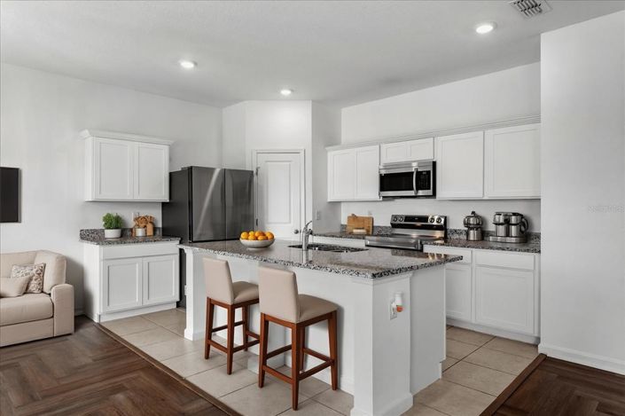 Image No.9-4 Bed House for sale