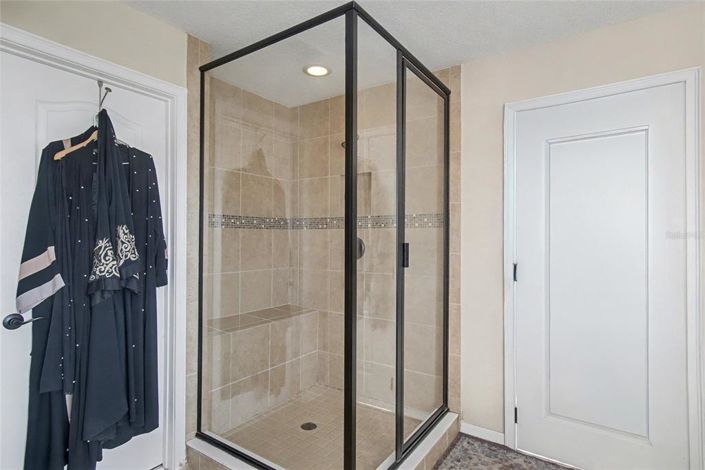 Image No.29-5 Bed House for sale