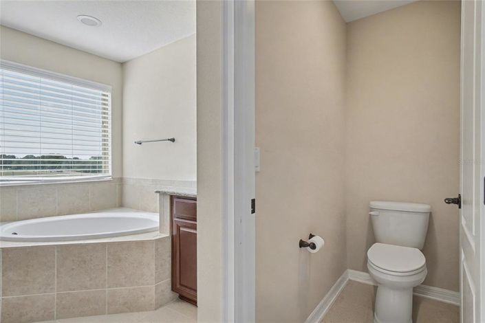 Image No.30-5 Bed House for sale