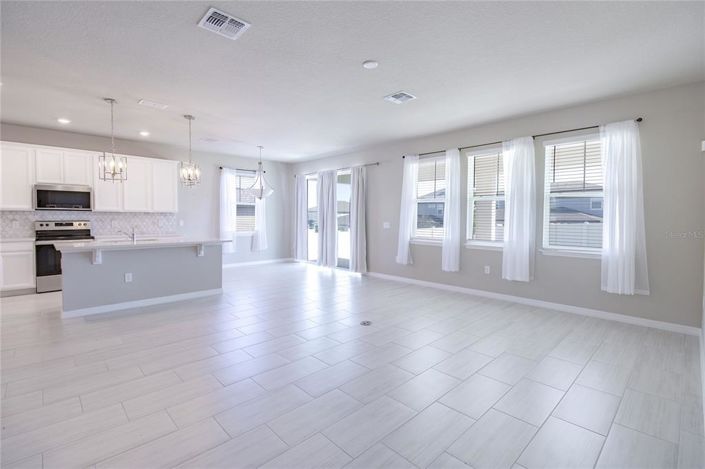 Image No.5-Maison de 5 chambres à vendre à Saint John