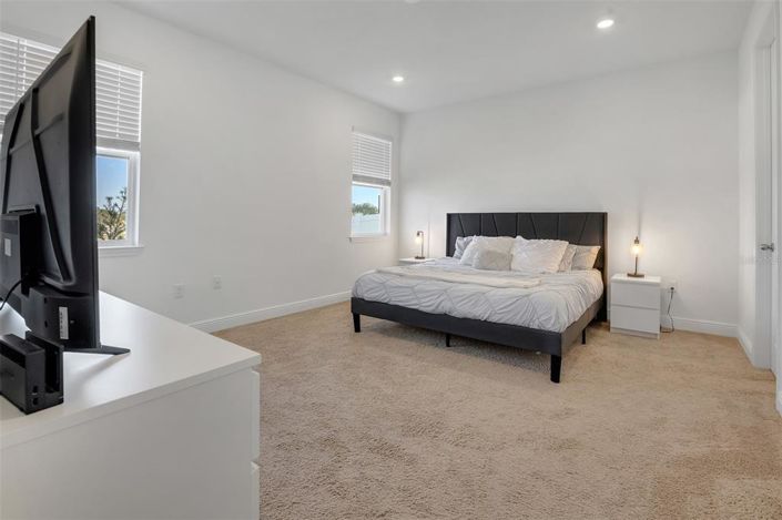 Image No.16-5 Bed House for sale