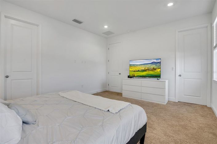 Image No.17-5 Bed House for sale