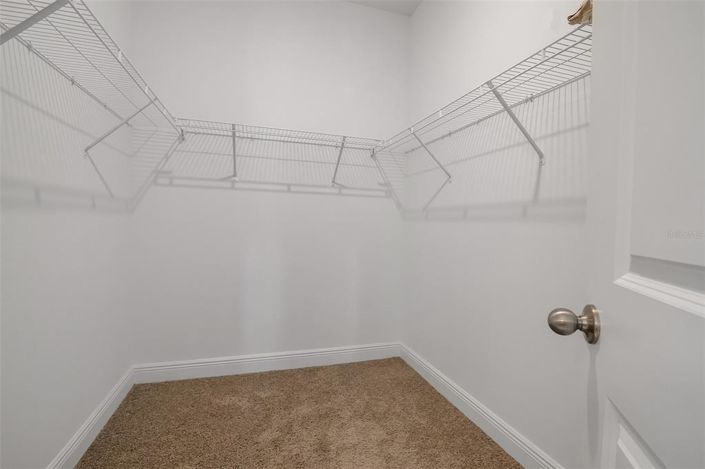 Image No.18-5 Bed House for sale