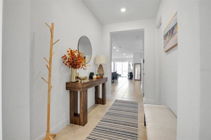 Image No.7-5 Bed House for sale