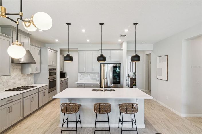 Image No.16-4 Bed House for sale