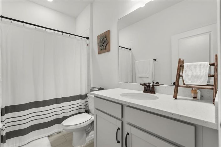 Image No.18-4 Bed House for sale