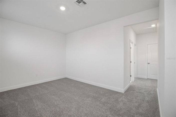 Image No.19-4 Bed Townhouse for sale