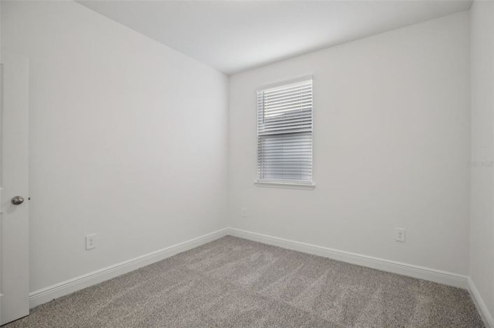 Image No.21-4 Bed Townhouse for sale